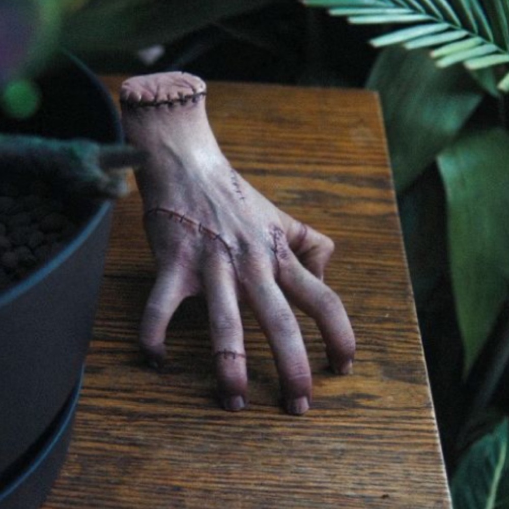 Wednesday Addam Thing Hand - Picture 5 of 6